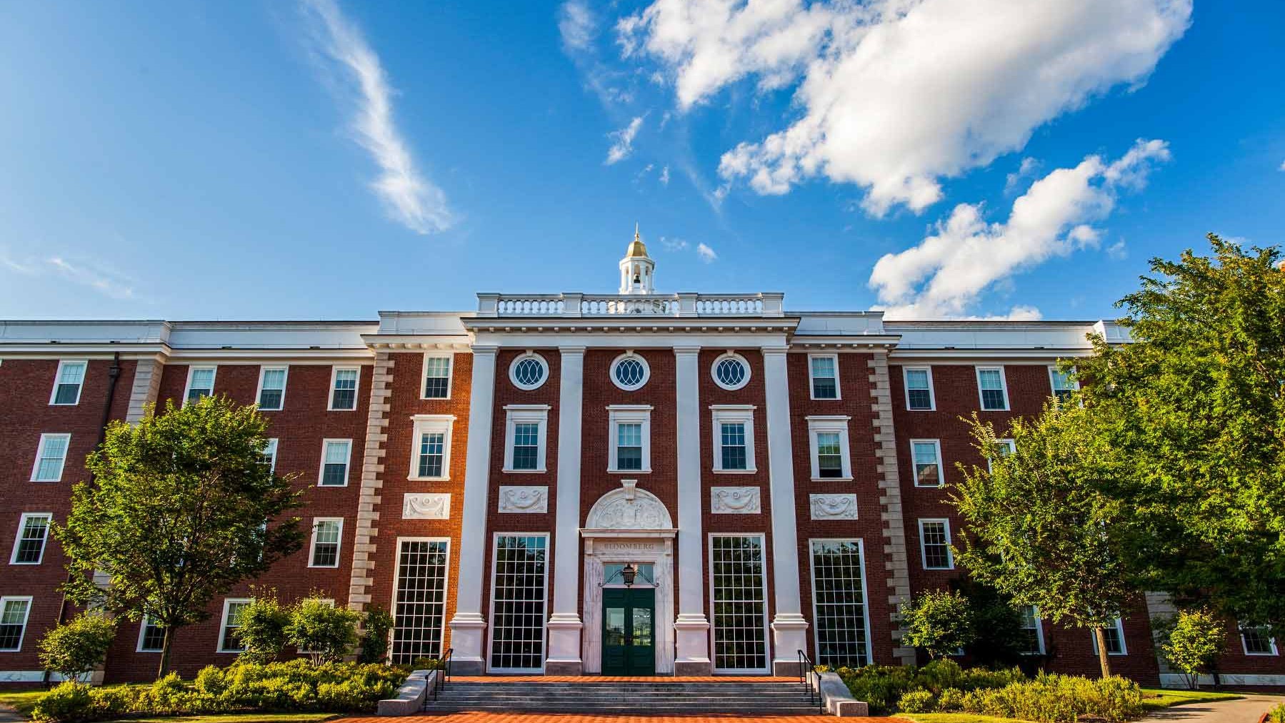 images/Harvard.jpg